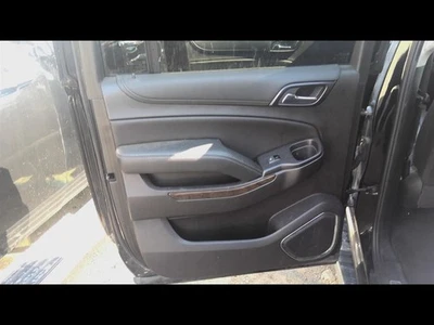 2018 CHEVROLET SUBURBAN  Door Trim Panel Rear  Foto 1 de 4