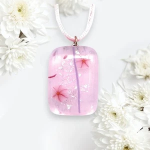 Dichroic Glass Pendant, Handmade Glass Pink Flower Pendant, 3cm x 2cm (CGP3) - Picture 1 of 8
