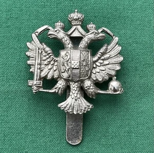 The 1st King's Dragoon Guards "FIRMIN" ~ 100% Insignia de gorra militar británica genuina - Imagen 1 de 9