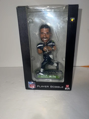 NIB RUSSELL WILSON SEAHAWKS BOBBLEHEAD LEGENDS OF THE FIELD LIMITED EDITION Cover