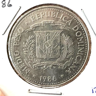 1986 DOMINICAN REPUBLIC 1/2 PESO UNCIRCULATED COIN - Image 1 of 2