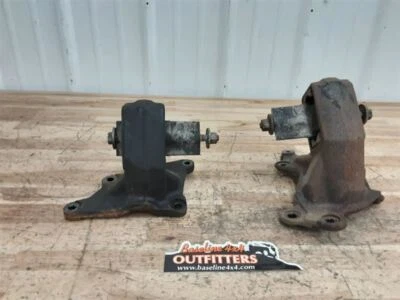 Jeep JK Wrangler 3.8L V6 Engine Motor Mount Assembly 2007 2008 2009 2010 35006 - Image 1 of 4