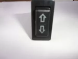 HUMMER H1 POWER WINDOW SWITCH - Picture 1 of 1