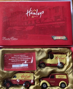 2007 CORGI CLASSICS LTD EDITION HAMLEYS TOYS BOX SET MORRIS Z BULLNOSE + BEDFORD - Imagen 1 de 5