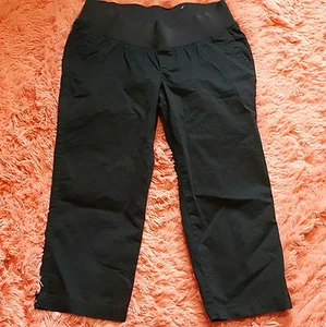 NWOT Old Navy Maternity Sz 8 Capris Black Stretch Crop Pants OLX Demi Brand New - Picture 1 of 4
