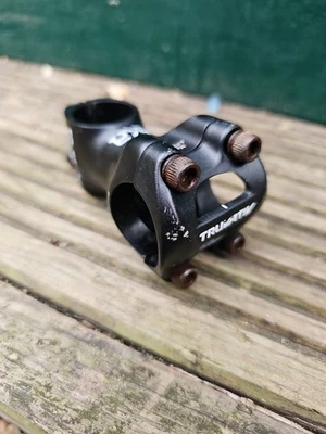 Truvativ Aka MTB Stem 1/18 31.8 Bar 60mm Length 5 Degree Rise Black - Image 1 of 4
