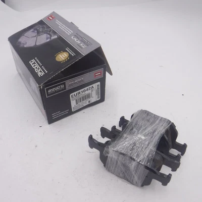 Pastillas de freno de disco traseras de cerámica Akebono EUR1042A para BMW X5 2007-2018 Foto 1 de 3