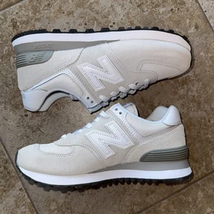 (TALLA NO COINCIDENTE) New Balance Classic 574 WL574EVW TALLA IZQUIERDA 7,5 D Y DERECHA 6 D - Imagen 1 de 8