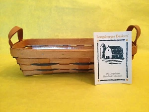 Longaberger 14516 - HEARTLAND MUFFIN BASKET - 1993 - w Protector - Picture 1 of 12