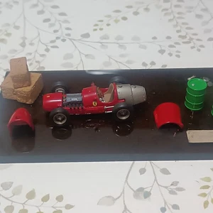 1:43 FUTURE MODEL POSSIBILE FERRARI 500 F2 - Foto 1 di 7