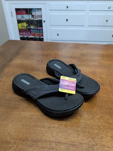 Skechers Go Walk Goga Mat BKGY Sandals Washable Flip Fop Comfort Shoes Women’s 8 - Picture 1 of 5