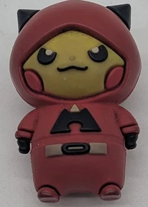 Team Magma Pikachu Bösewicht Kostüm Gummi Cartoon Action Sammlung Figur - Bild 1 von 2