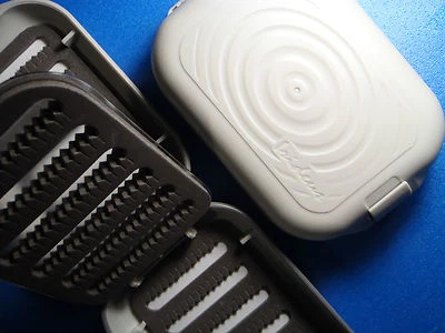 Fly fishing box Irideus RISE flip page streamer nymph dry fly style slit foam