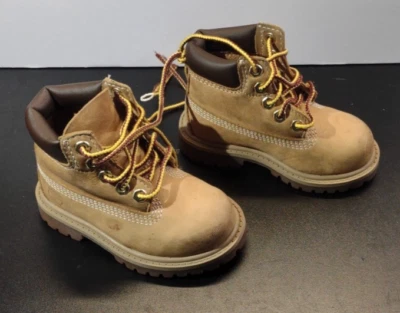 Timberland 6" pulgadas Botas para niños pequeños Trigo Nubuck Talla 5 M Foto 1 de 4