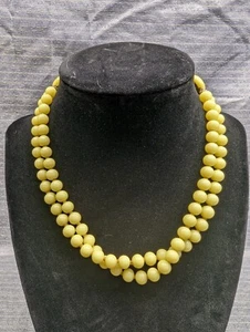 Collar de Colección Años 50 Lucite Firmado por Japón Cuentas Amarillo Canario Gancho de Doble Hebra - Imagen 1 de 6