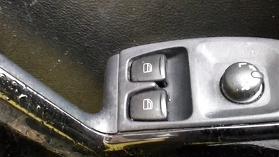 前门开关驱动器电动 EV 适合 08-16 智能 9611 — 第 1/4 张图片