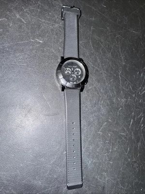 博柏利 Bu2301 计时腕表黑色橡皮表带石英预先缺失零件 — 第 1/4 张图片