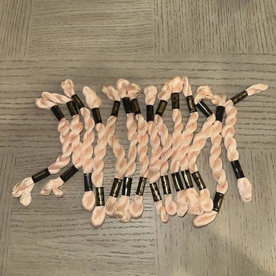 Hilo de hilo de bordar perla #5 perla de algodón 14DMC 25m 5g cada 948 Grand Teint  Foto 1 de 4