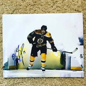 Milan Lucic Signed Autograph 8x10 Photograph Boston Bruins NHL Oilers - Picture 1 of 1