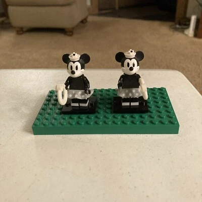 2 Nuevas Minifiguras LEGO Disney Serie 2 71024 Steamboat Willie Minnie CMF Lote 11 Foto 1 de 2