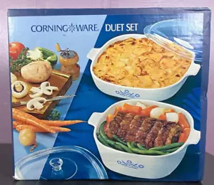 Corning Ware Duet 2.5 qt covered sauce pan and 10" skillet Blue Corn Flower P99 - Picture 1 of 12