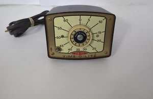 VINTAGE INDUSTRIAL TIMER TIME-O-LITE GR-72 - FULLY FUNCTIONAL - Picture 1 of 10
