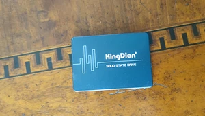 KingDian 2.5" 60GB Internal Desktop Hard Disc High Speed Solid State Drive SATA3 - Foto 1 di 2