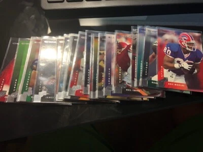 1997 Donruss Football Cards - Complete Your Set! - Image 1 of 4