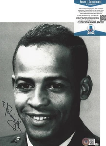 EDWARD ED DWIGHT JR SIGNED NASA TEST PILOT ASTRONAUT 8x10 PHOTO BECKETT COA BAS - Picture 1 of 1