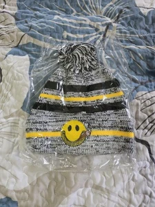 Cigars International Beanie Mütze Cap OSFM Smoking Smiley Grau Schwarz Gelb Neu - Bild 1 von 2