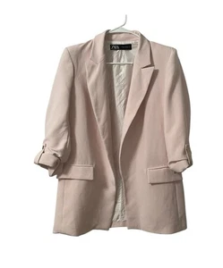 Blazer Zara Rosa Claro Frente Abierto (Talla Mediana) - Imagen 1 de 10