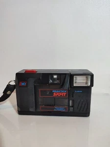 Vintage Praktica Sport Autowind Camera. 1:3.5 35mm  - Picture 1 of 4