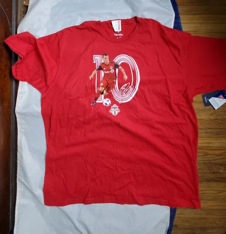 Fanatics Red Toronto FC T-Shirt #10 Men's Size 3XL NWT Cover
