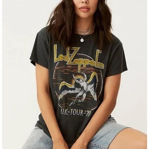 Daydreamer Led Zeppelin Icarus Clouds UK Tour Vintage Black Crew T-Shirt Small - Picture 1 of 9