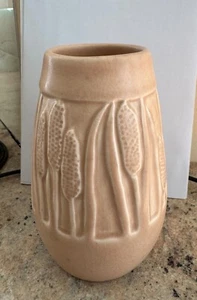 Rookwood Cattails in the Marsh 5 inch tall light beige pink vase 1949 - Picture 1 of 5