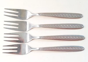 4 vtg Chromolit cake pastry forks 5¾in 14½cm embossed crescent scrolls stainless - Picture 1 of 15