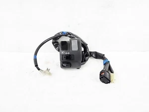 2017 - 2024 YAMAHA YZF R6 OEM Left Handle Switch TCS Turn Signals Horn 17-20 24 - Picture 1 of 8