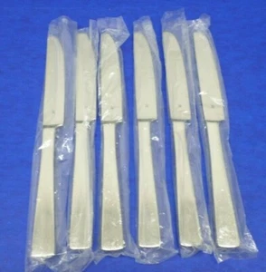 6 WMF Cromargan ROYAL Glossy Wide Handle 18/10 Stainless Flatware DINNER KNIVES - Picture 1 of 7