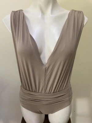 NWOT Vince Camuto plunge one piece  bathing suit size 6 - Image 1 of 4