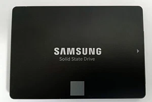 Samsung 870 EVO 250 GB 2,5 Zoll SATA III Interne SSD - Bild 1 von 2