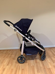 uppababy vista model 0101