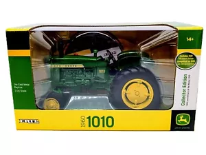 1/16 John Deere 1010 Tractor With Wide Front, Collector Edition - Picture 1 of 3