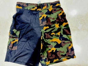 Boys Swim Trunks Board Shorts  Pull On Size 8 Camouflage Black Camo Lightweight - Picture 1 of 2