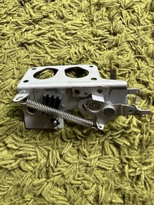 Original Honda 16500-Z0A-000 Vergasersteuereinheit Vergaser 1 Hebel GCV GXV - Bild 1 von 5