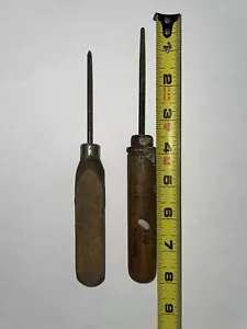 2 antike Joliet IL Eispickel mit Holzgriff 1 quadratischer & 1 runder Griff - Bild 1 von 7