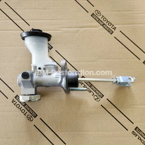 Toyota Land Cruiser Clutch Master Cylinder HZJ79 HDJ79 31410-60432 Genuine OEM - Picture 1 of 2