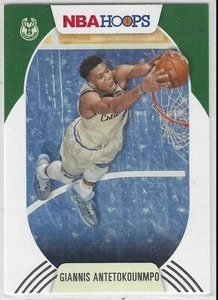 2020-21 NBA Hoops #166 Giannis Antetokounmpo Milwaukee Bucks - Picture 1 of 1
