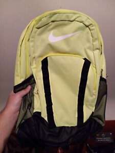 chupar destilación deseo Las mejores ofertas en Mochila Nike bolsas amarillas para hombre | eBay