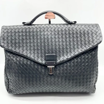 Auténtico bolso de negocios Bottega Veneta Intrecciato de cuero negro Foto 1 de 4