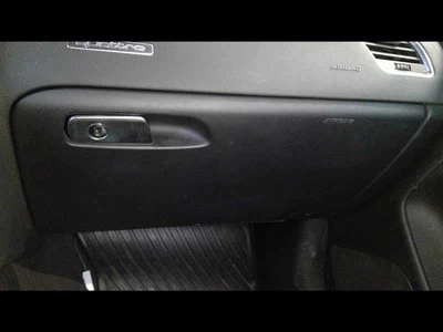 A5 AUDI   2010 Glove Box 354120 Foto 1 de 4